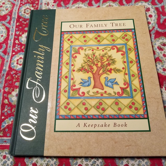 NEW Our Family Tree, A Keepsake Book - Picture 1 of 3